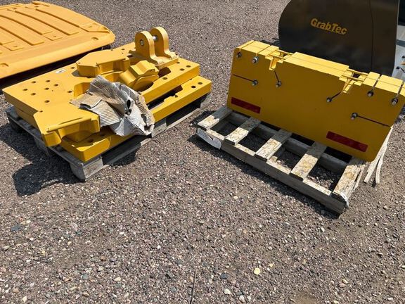 2024 John Deere CRLHITCH W/C