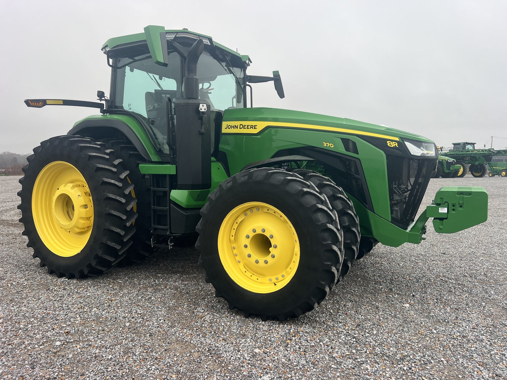 2024 John Deere 8R 370