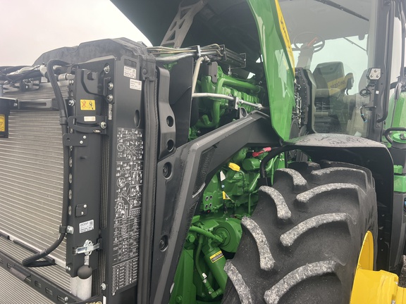 Photo of 2024 John Deere 8R 370