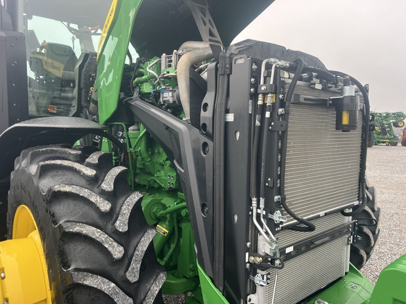 Photo of 2024 John Deere 8R 370