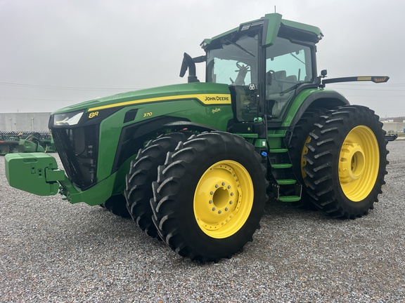 Photo of 2024 John Deere 8R 370