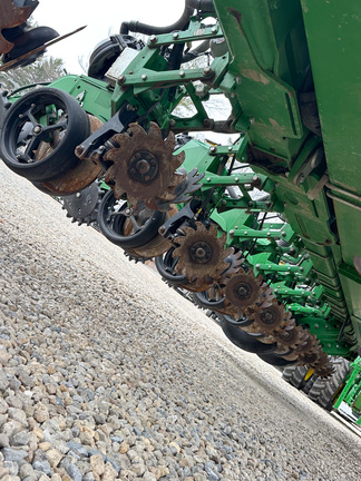 2021 John-Deere 1775NT