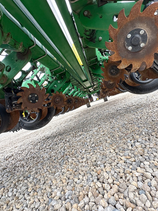 2021 John-Deere 1775NT