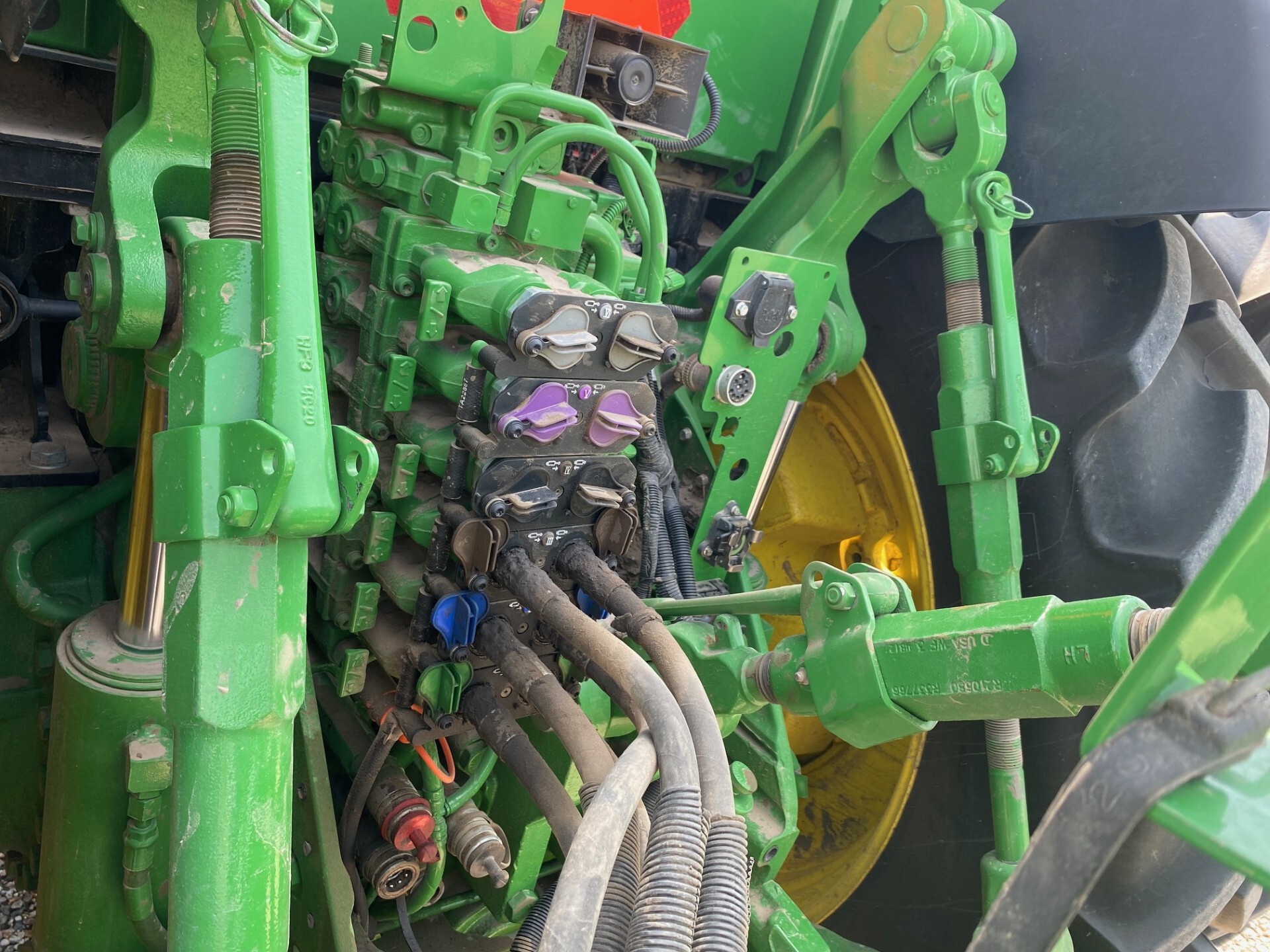 2024 John Deere 8R 280 Image 7