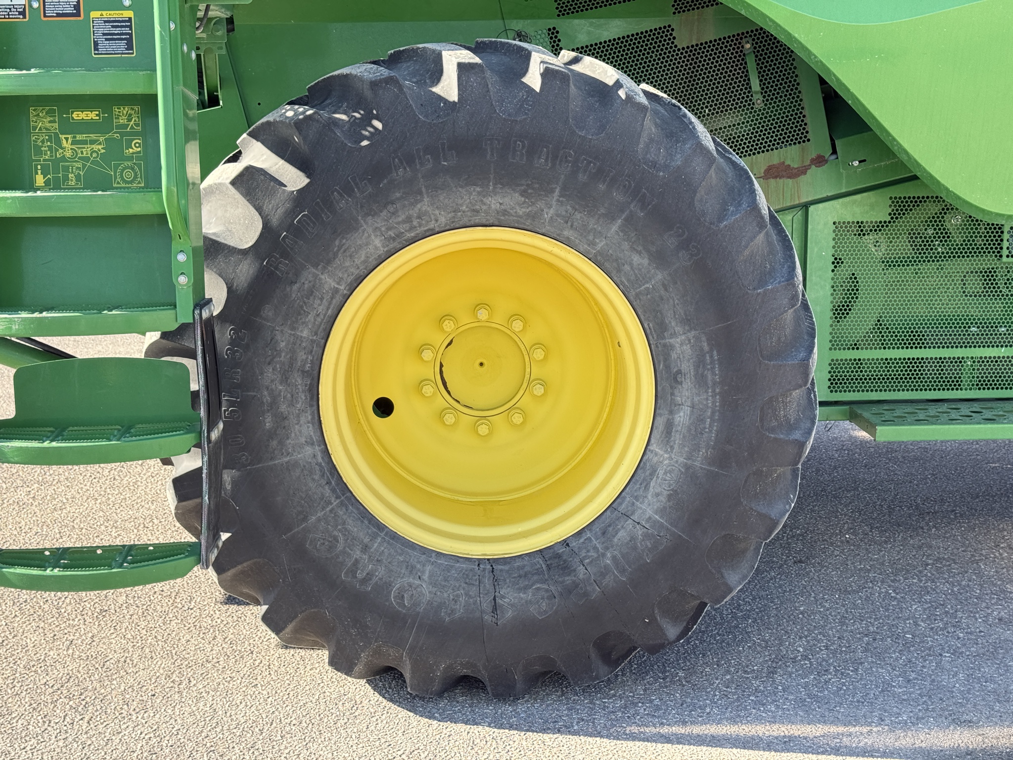 2014 John Deere S660 Image 20