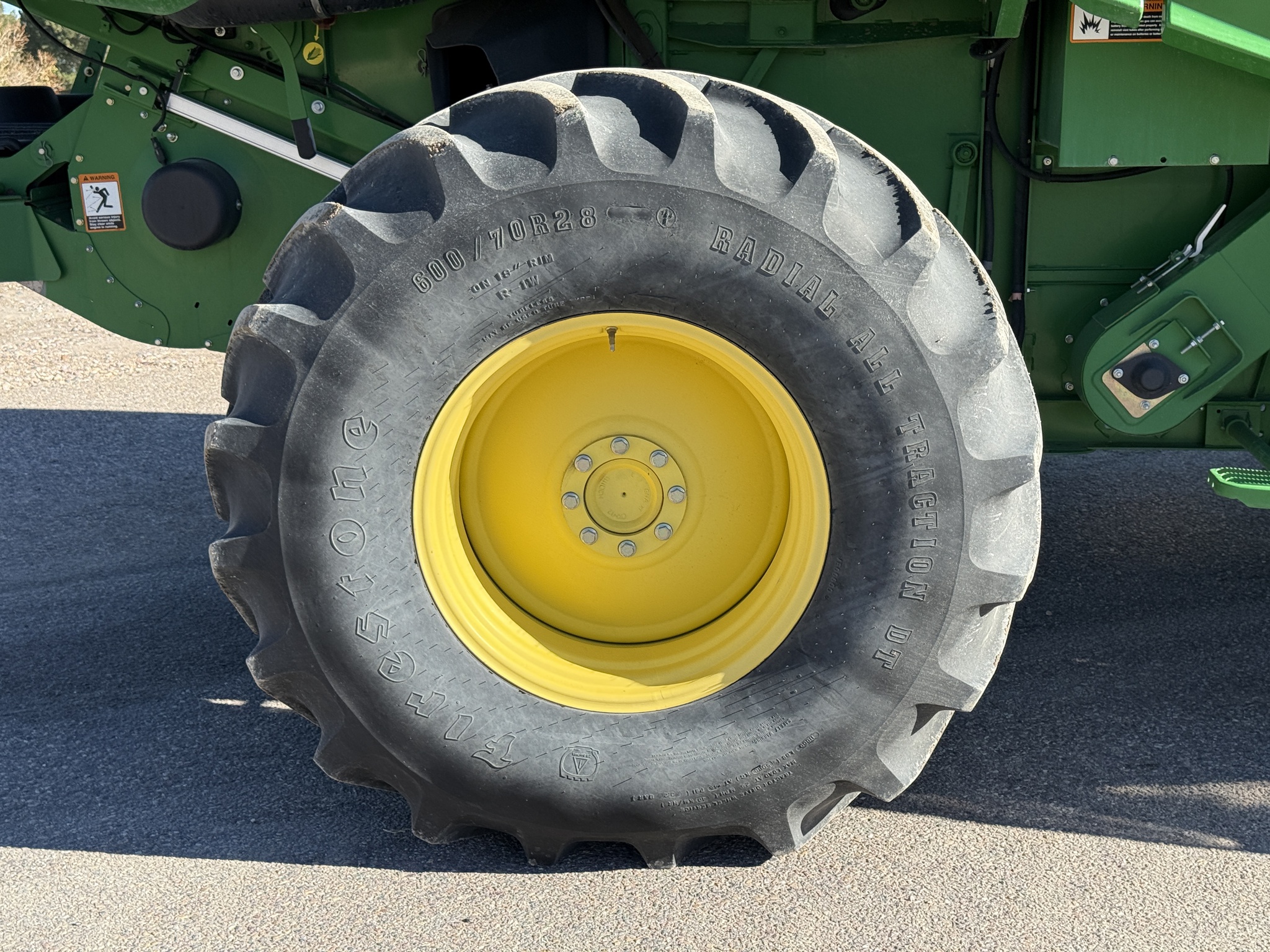 2014 John Deere S660 Image 26
