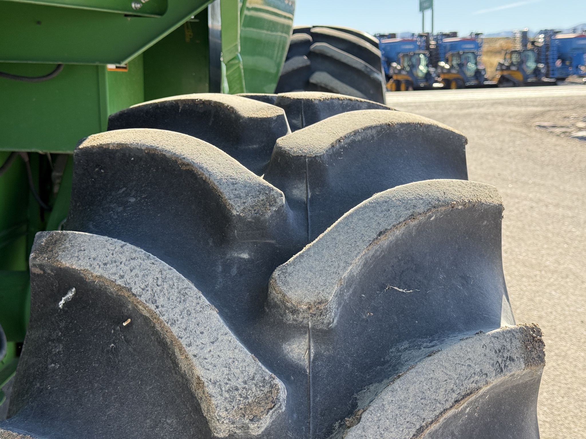 2014 John Deere S660 Image 31