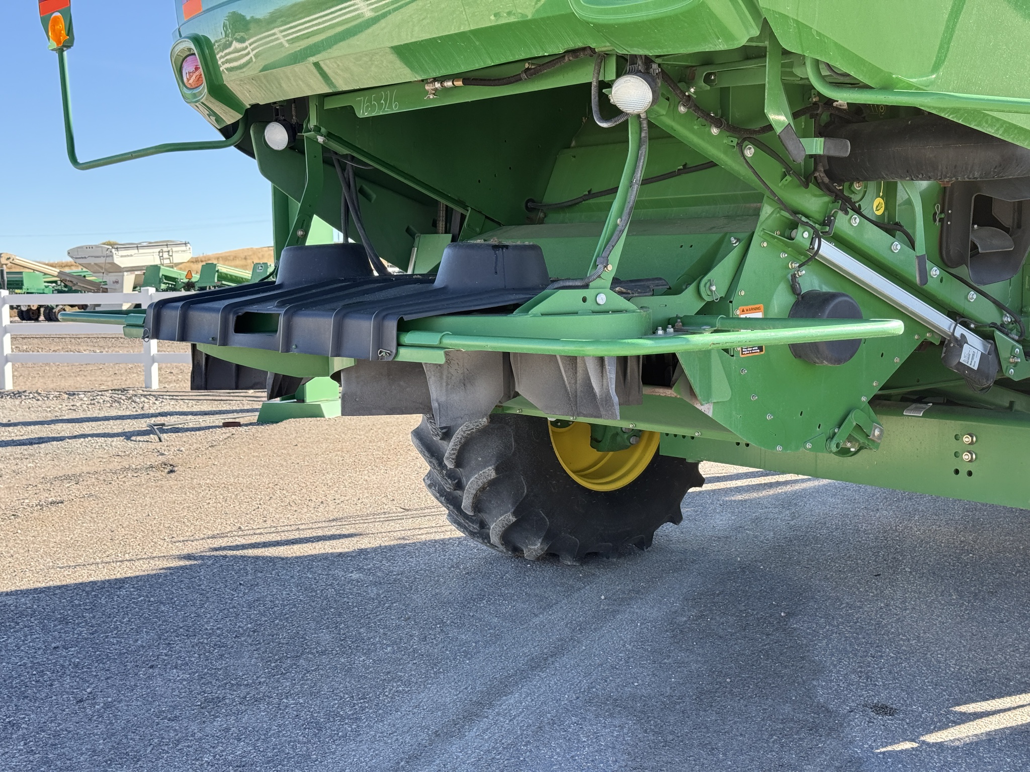 2014 John Deere S660 Image 40