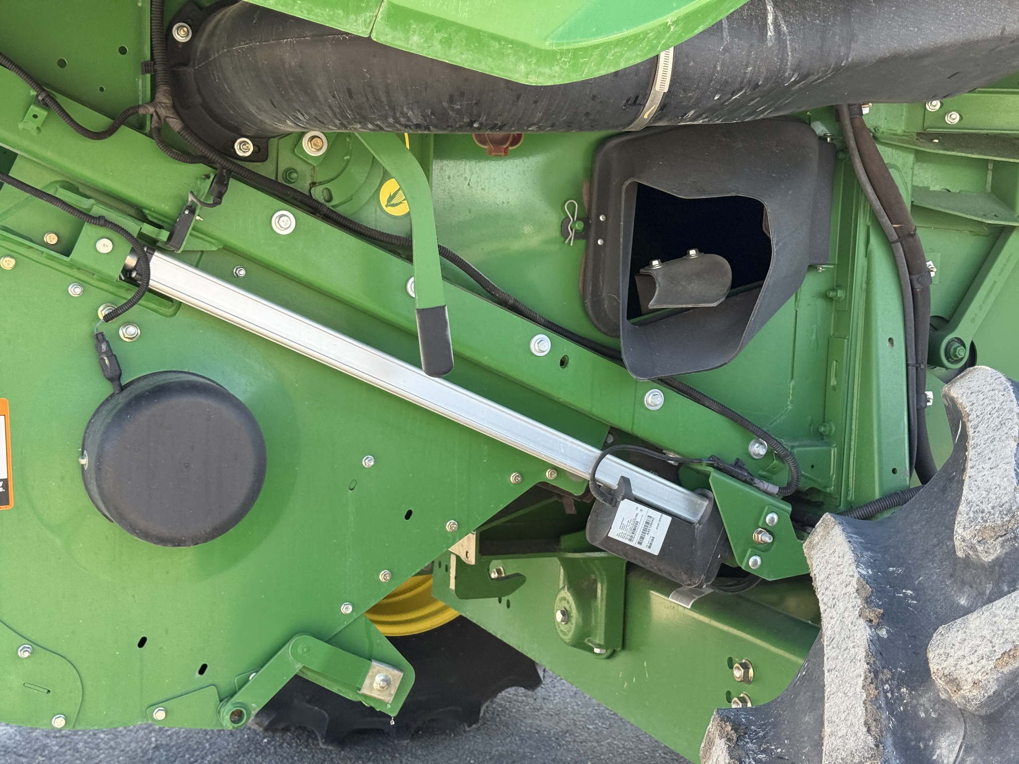 2014 John Deere S660 Image 43