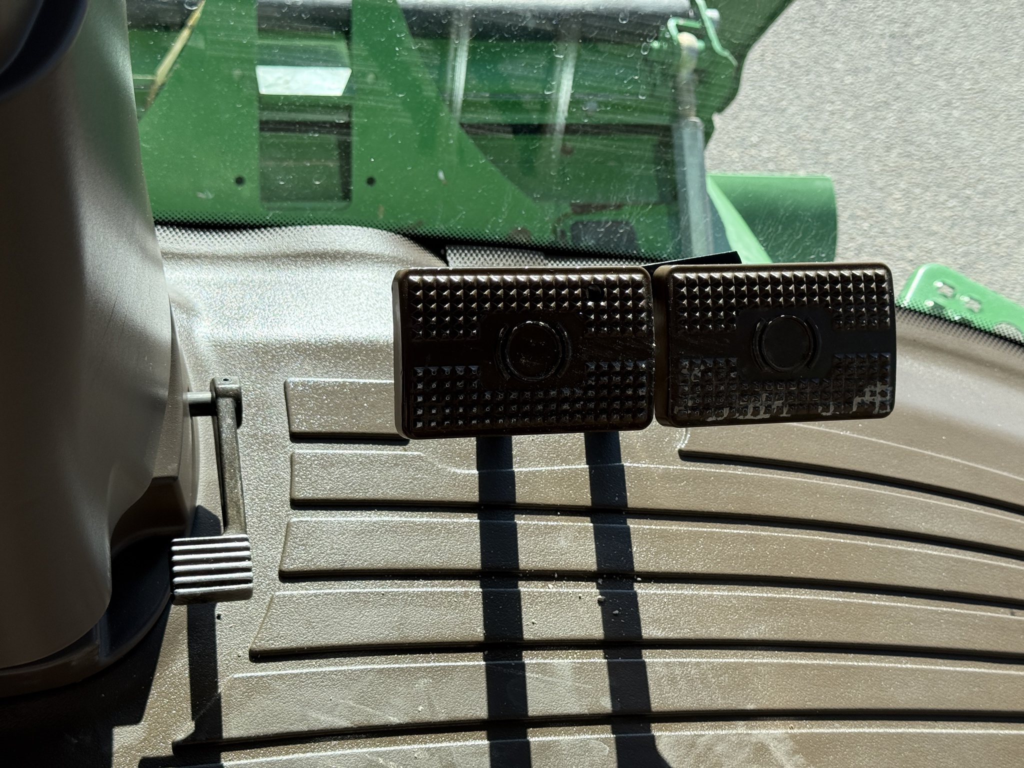 2014 John Deere S660 Image 12