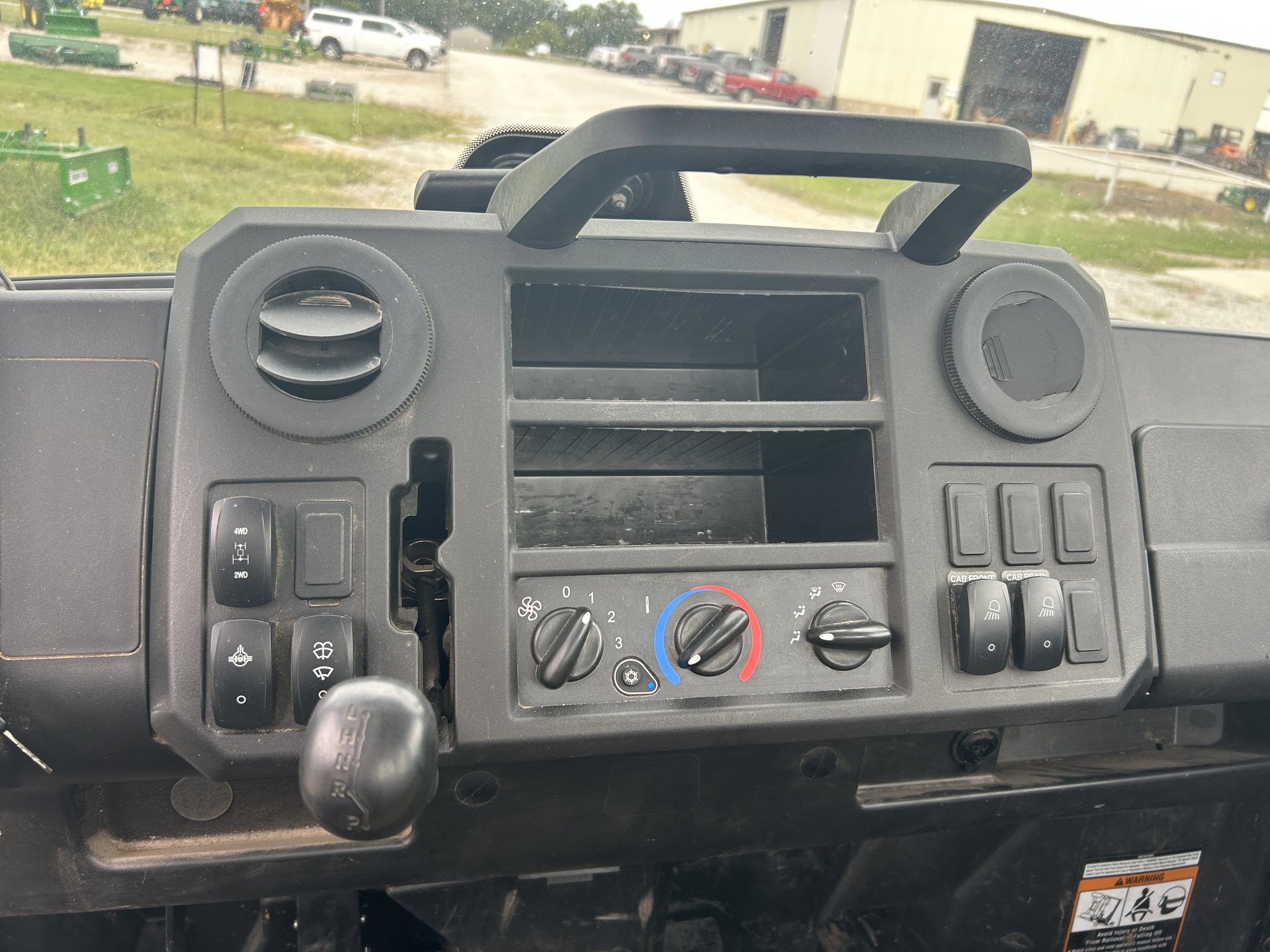  2023 John Deere XUV 835M at Heritage Tractor in Rogersville, MO