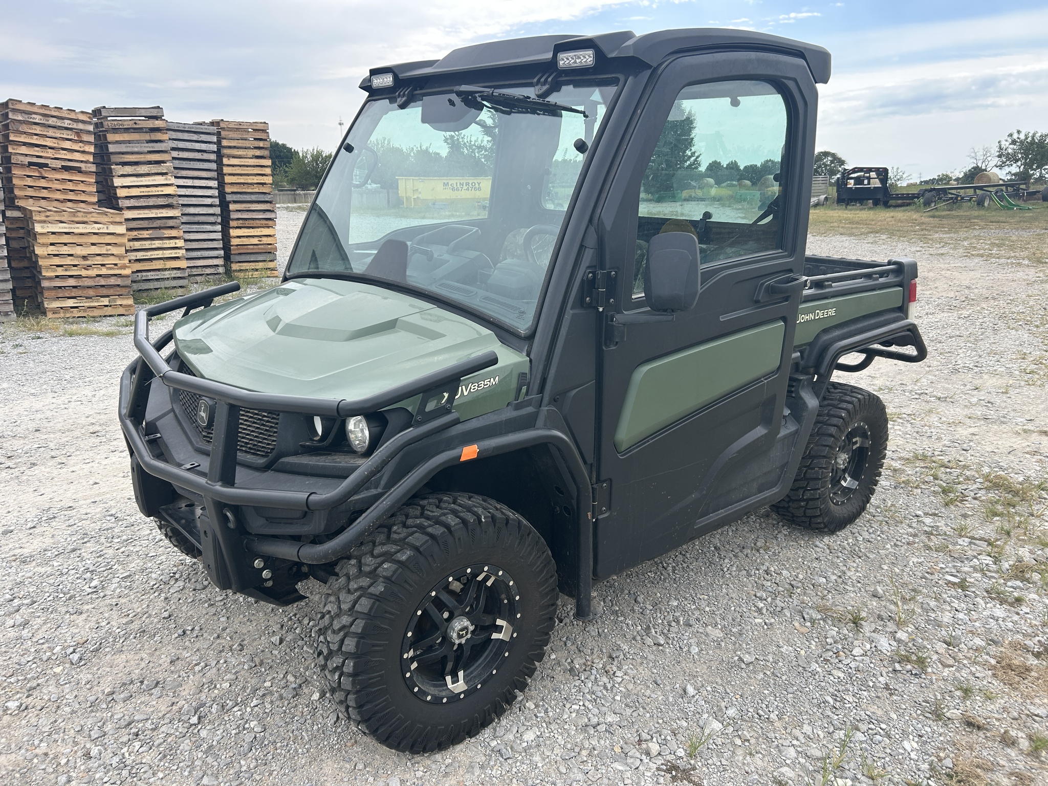  2023 John Deere XUV 835M at Heritage Tractor in Rogersville, MO