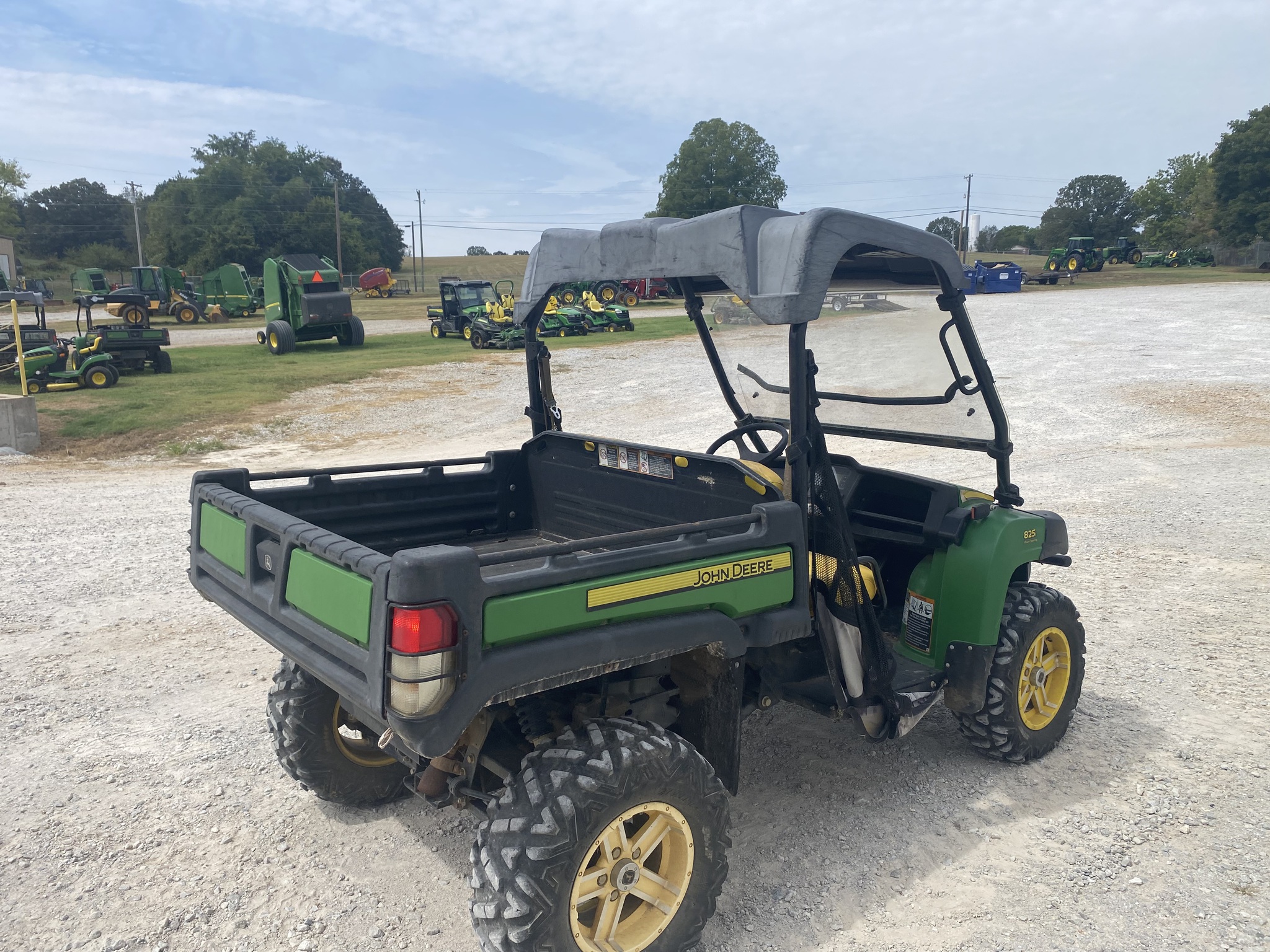  2017 John Deere XUV 825i at Heritage Tractor in Harrison, AR
