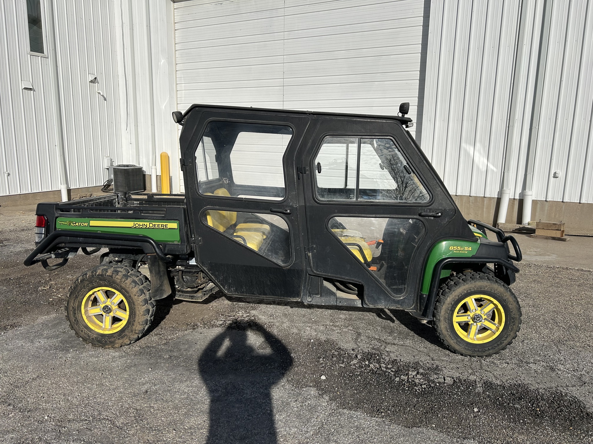  2014 John Deere XUV 855D S4 at Heritage Tractor in Roanoke, IL