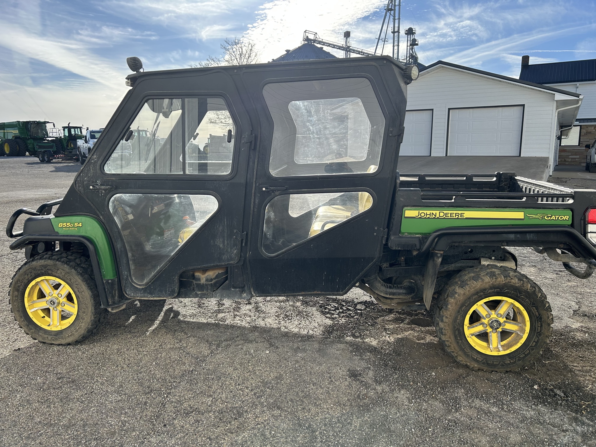  2014 John Deere XUV 855D S4 at Heritage Tractor in Roanoke, IL
