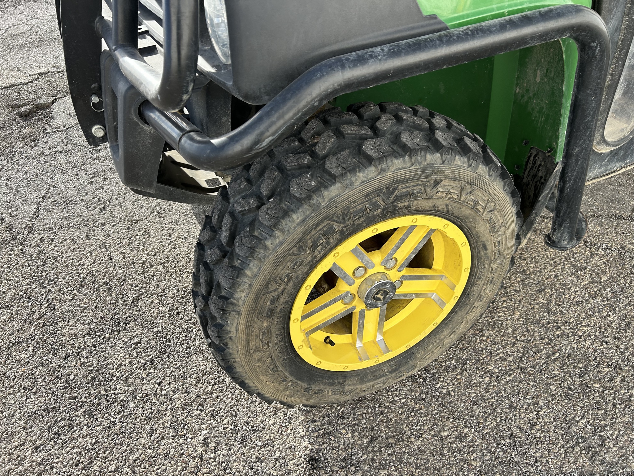  2014 John Deere XUV 855D S4 at Heritage Tractor in Roanoke, IL