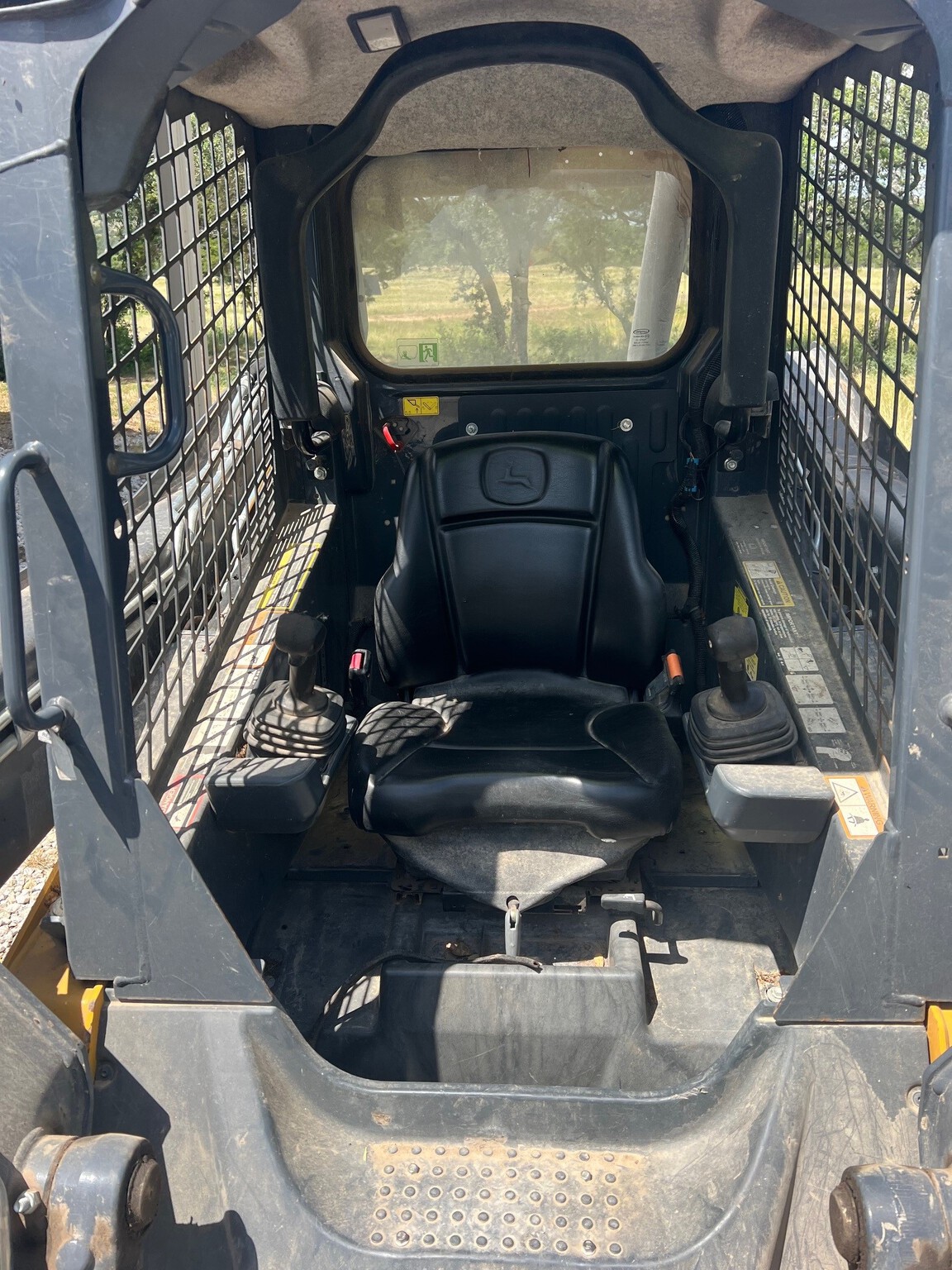 2018 John Deere 320E Image 8
