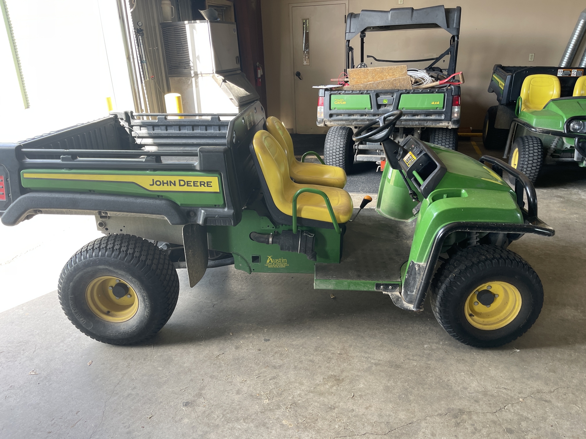 2021 John Deere Tx Turf Image 6