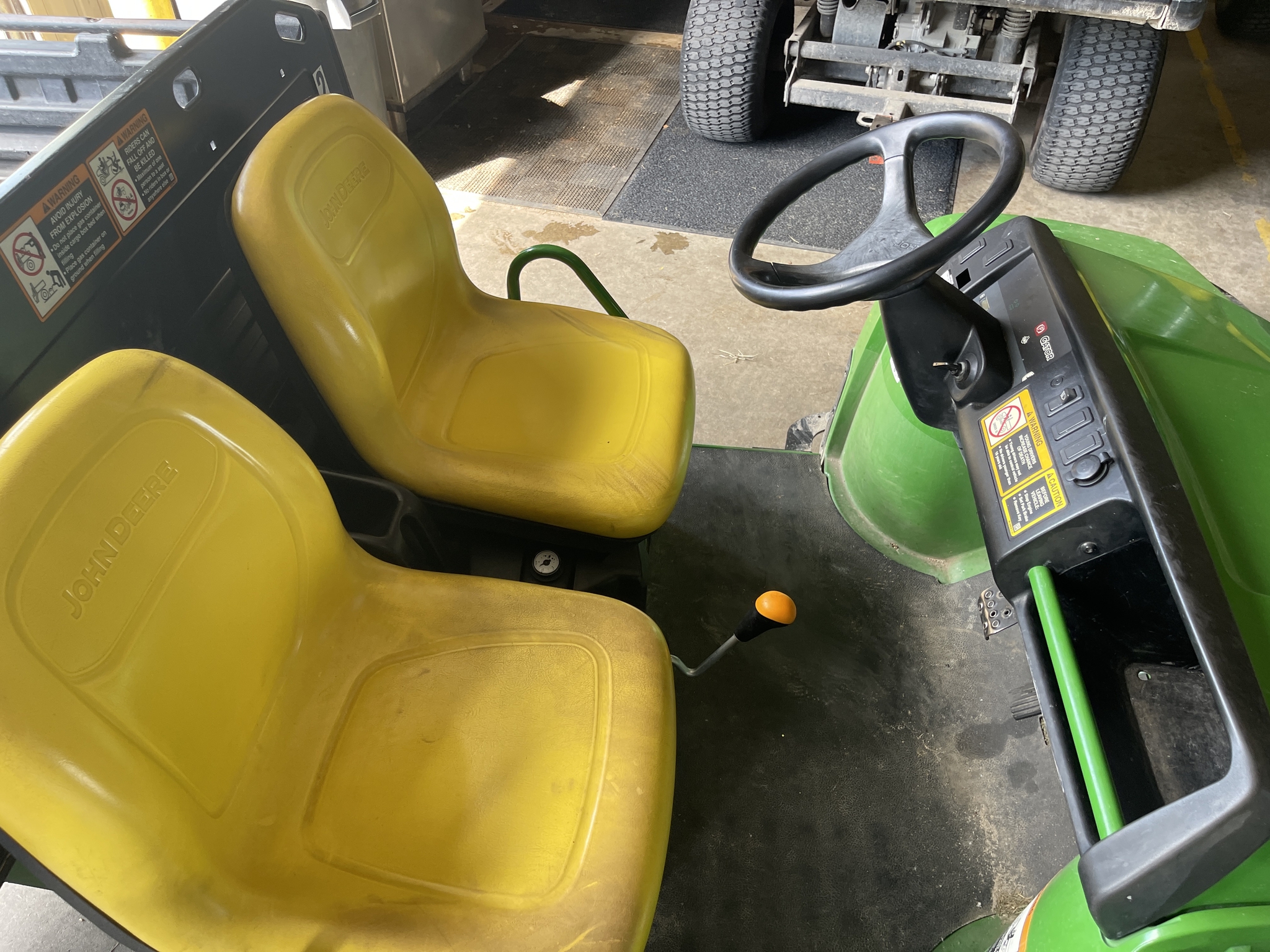 2021 John Deere Tx Turf Image 12