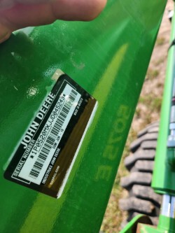 2018 John Deere 5075E Image 3