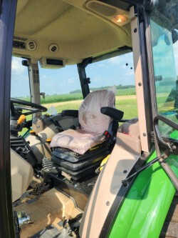 2018 John Deere 5075E Image 6