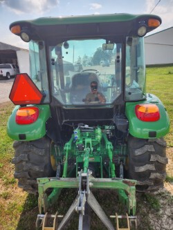 2018 John Deere 5075E Image 7