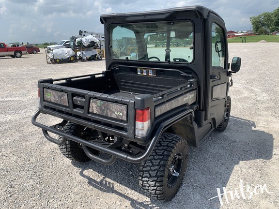 Photo of 2024 John Deere XUV 865R
