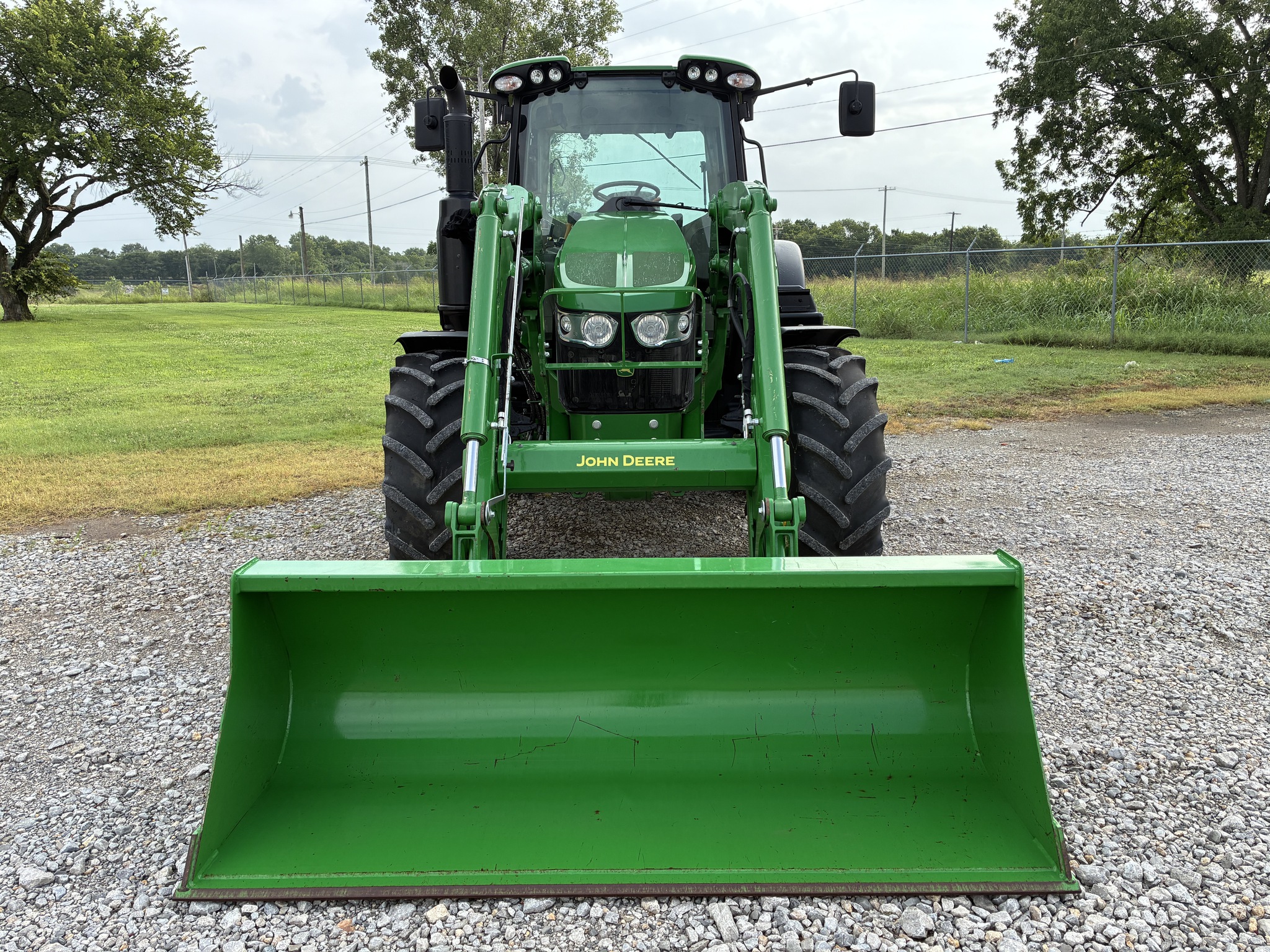 2022 John Deere 6120M Image 8