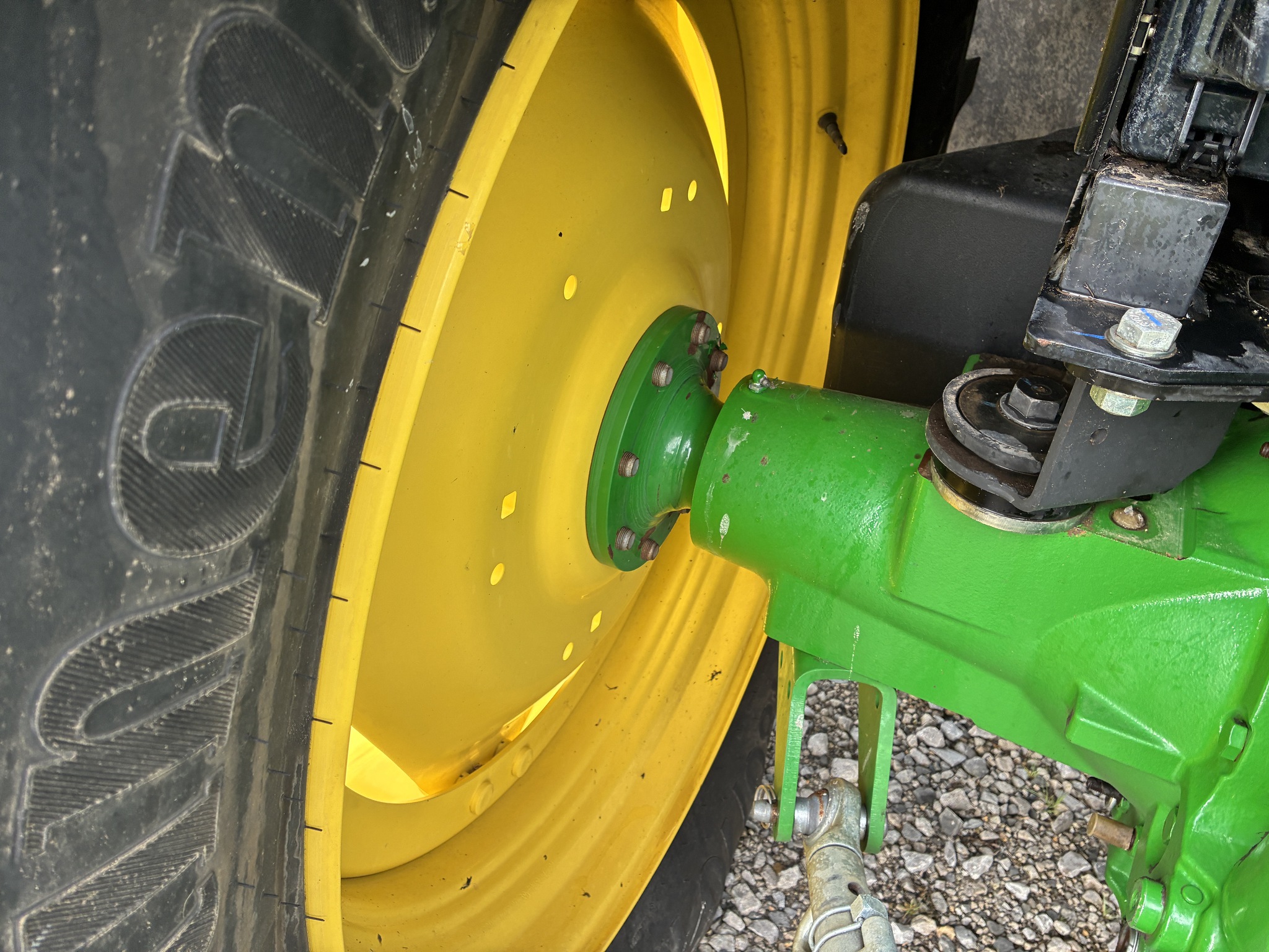 2022 John Deere 6120M Image 16