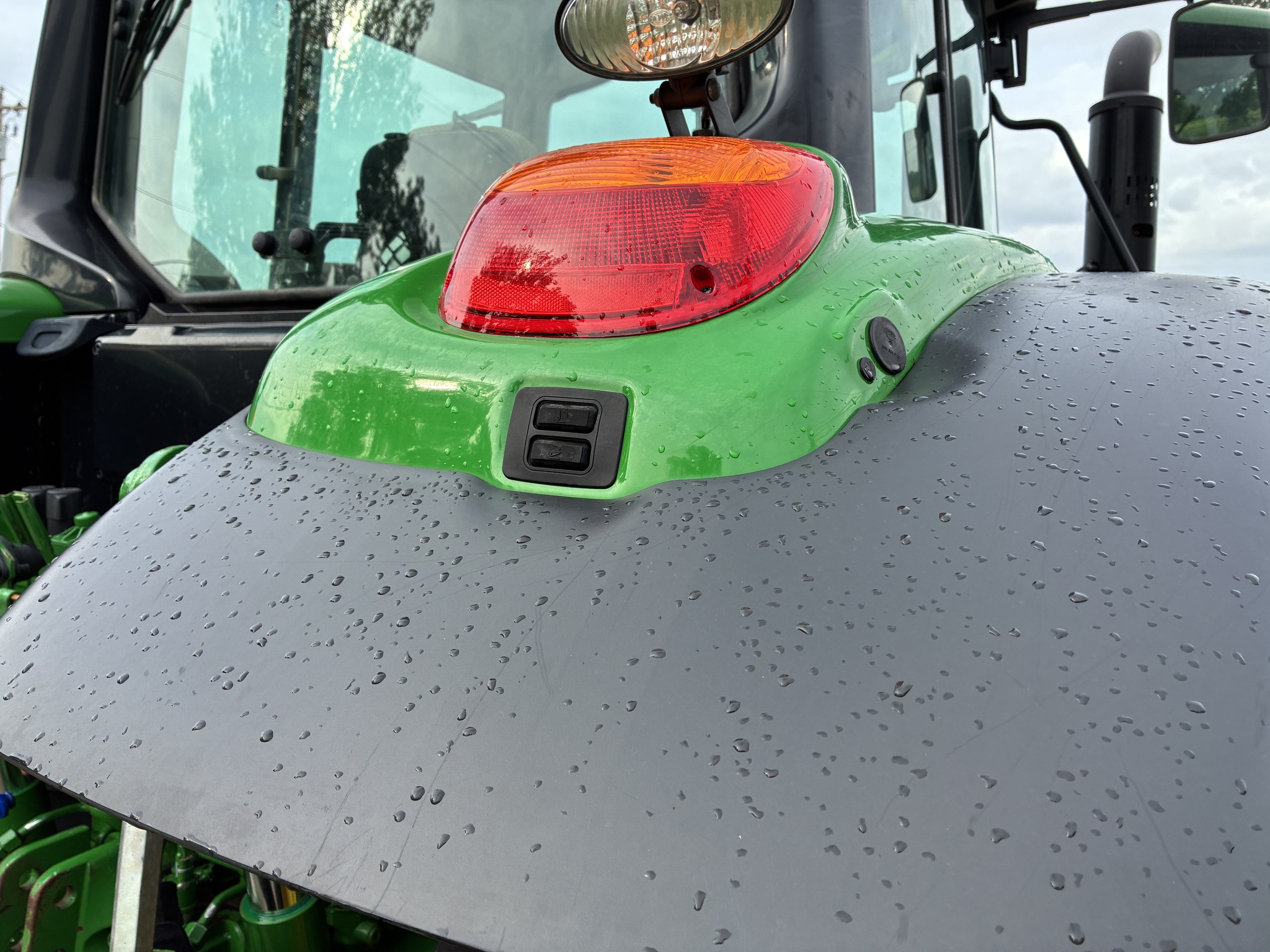 2022 John Deere 6120M Image 21