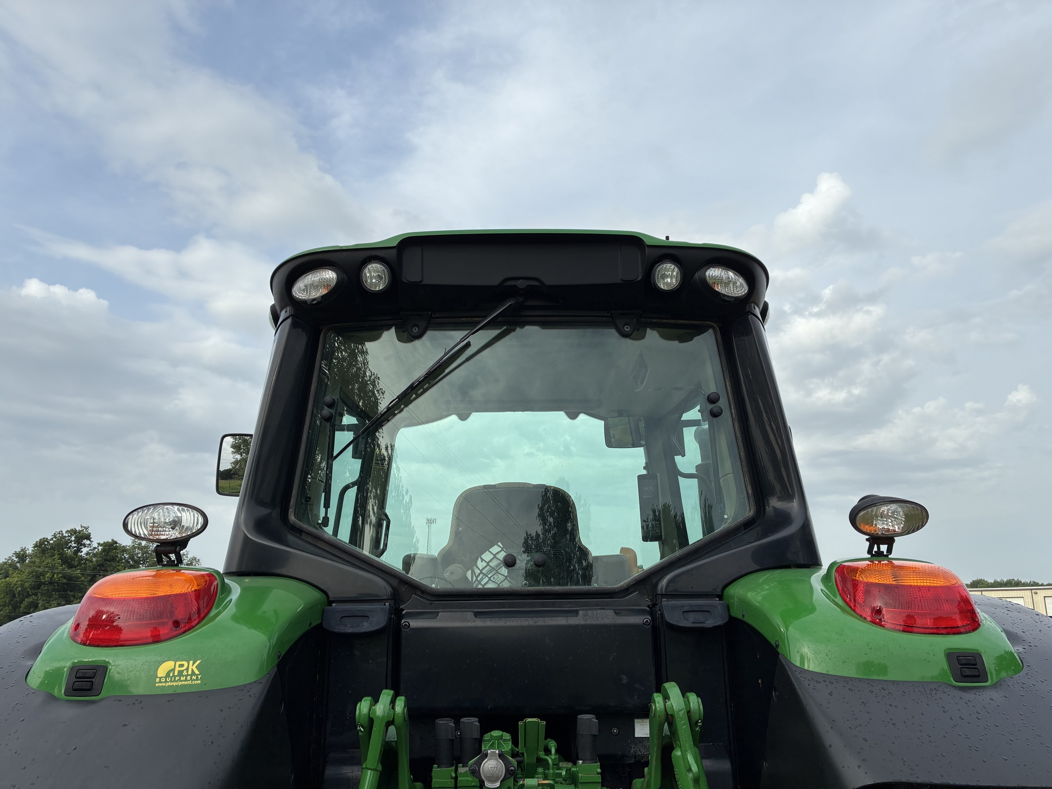 2022 John Deere 6120M Image 14