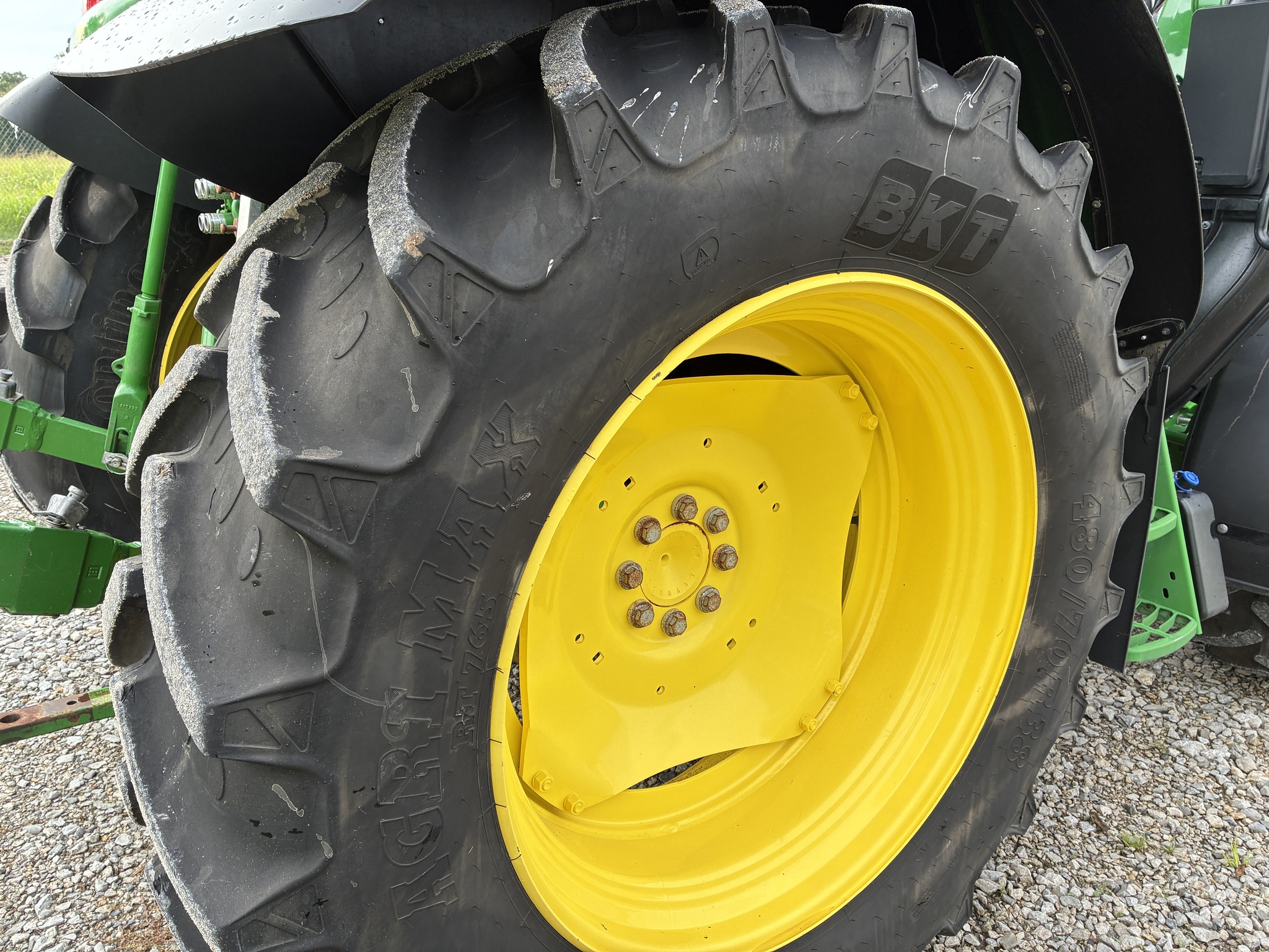 2022 John Deere 6120M Image 22