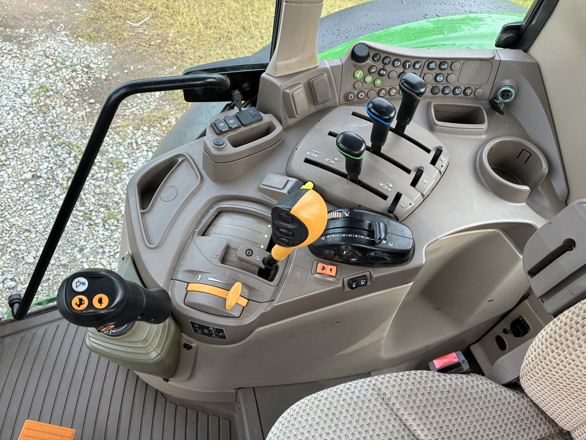 2022 John Deere 6120M Image 36