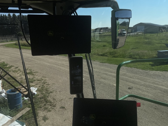 Used 2024 John Deere X9 1000 Combines at Horizon Ag & Turf in Vermilion, AB - Photo11