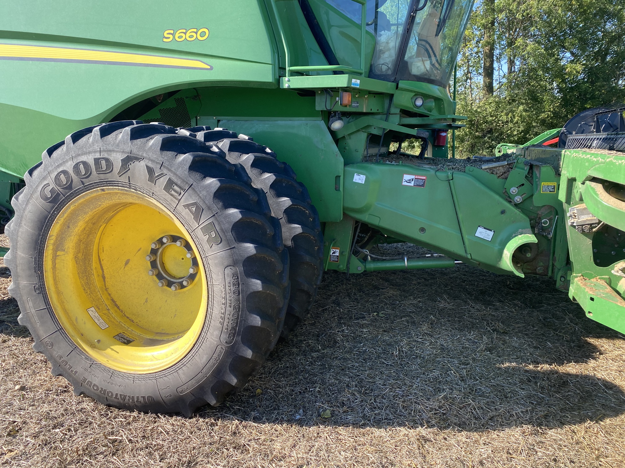 2013 John Deere S660 Image 27