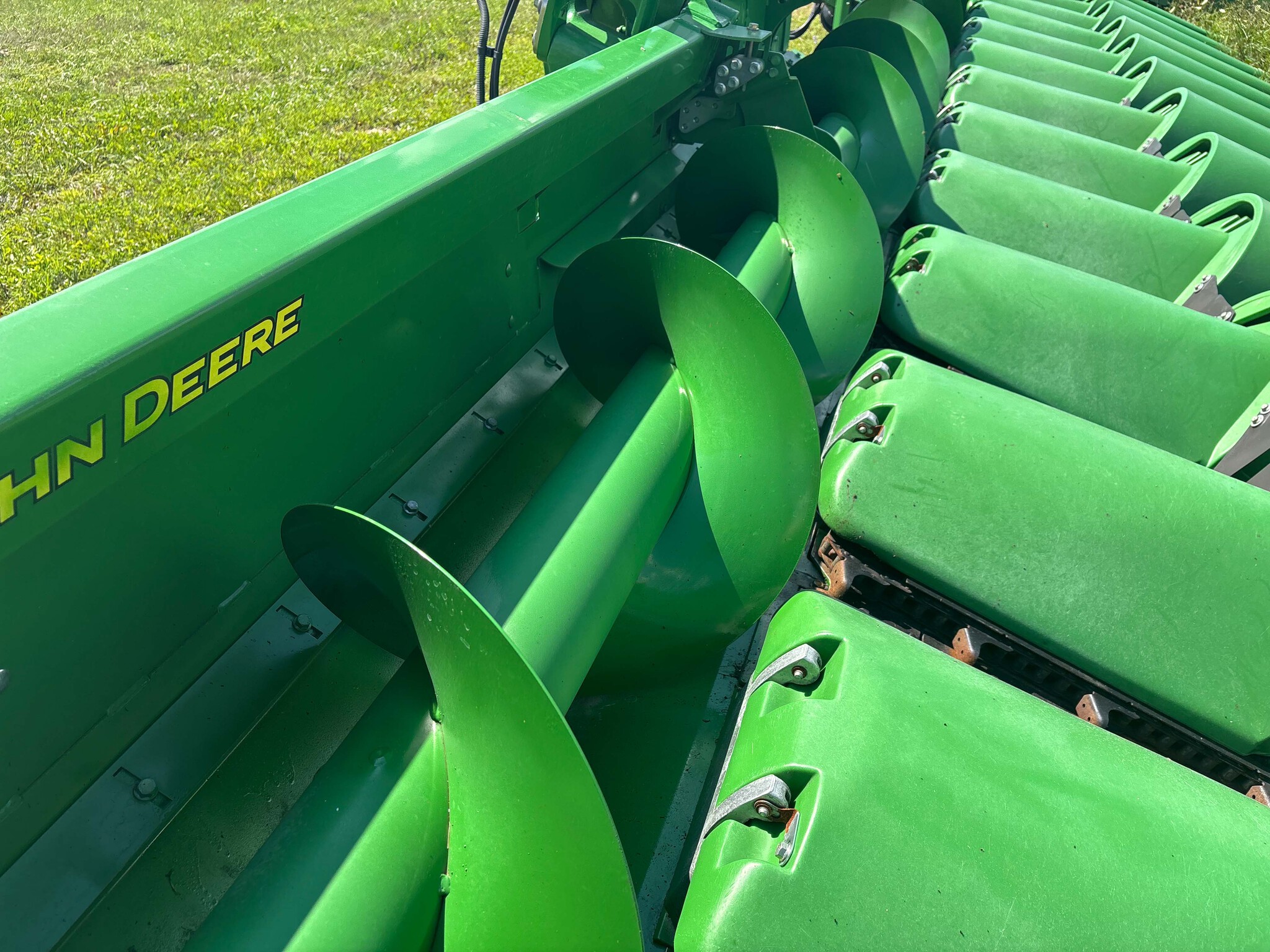 Used 2025 John Deere CF 12 Corn and Row Crop headers at Koenig Equipment in Anna, OH - PhotoXL11
