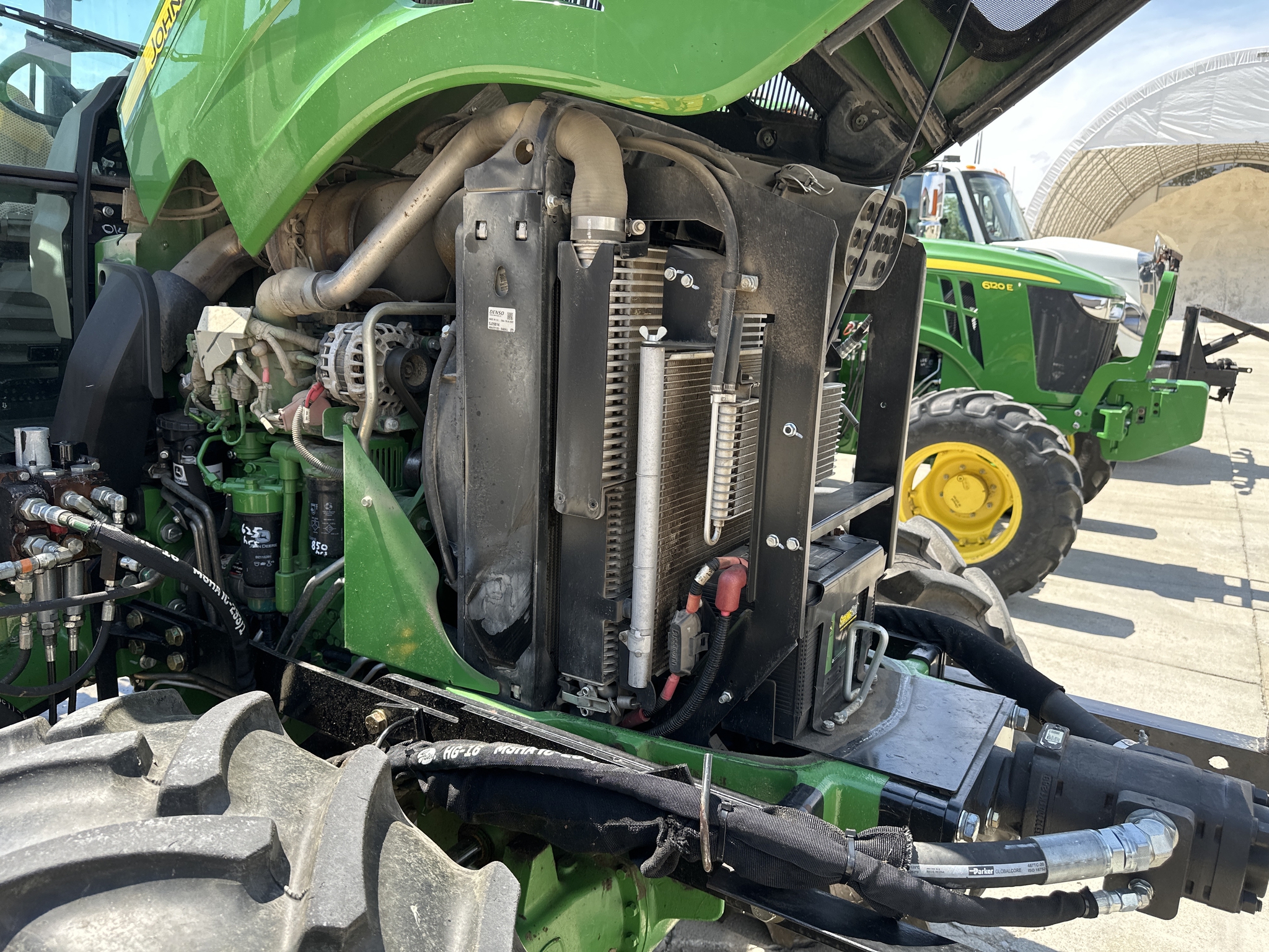 2023 John Deere 6120E Image 19