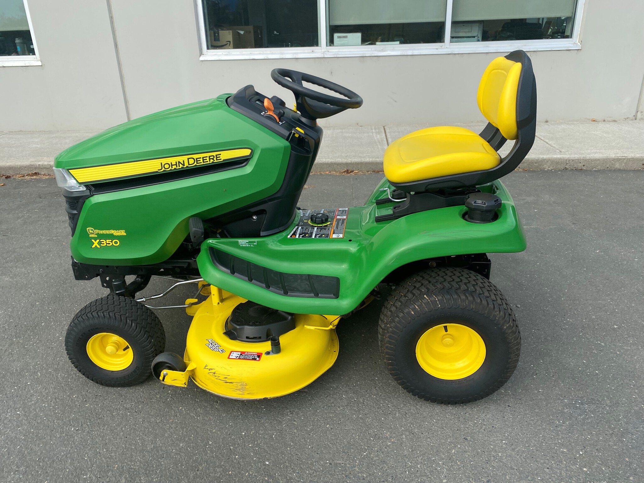 2021 John Deere X350 Image 1