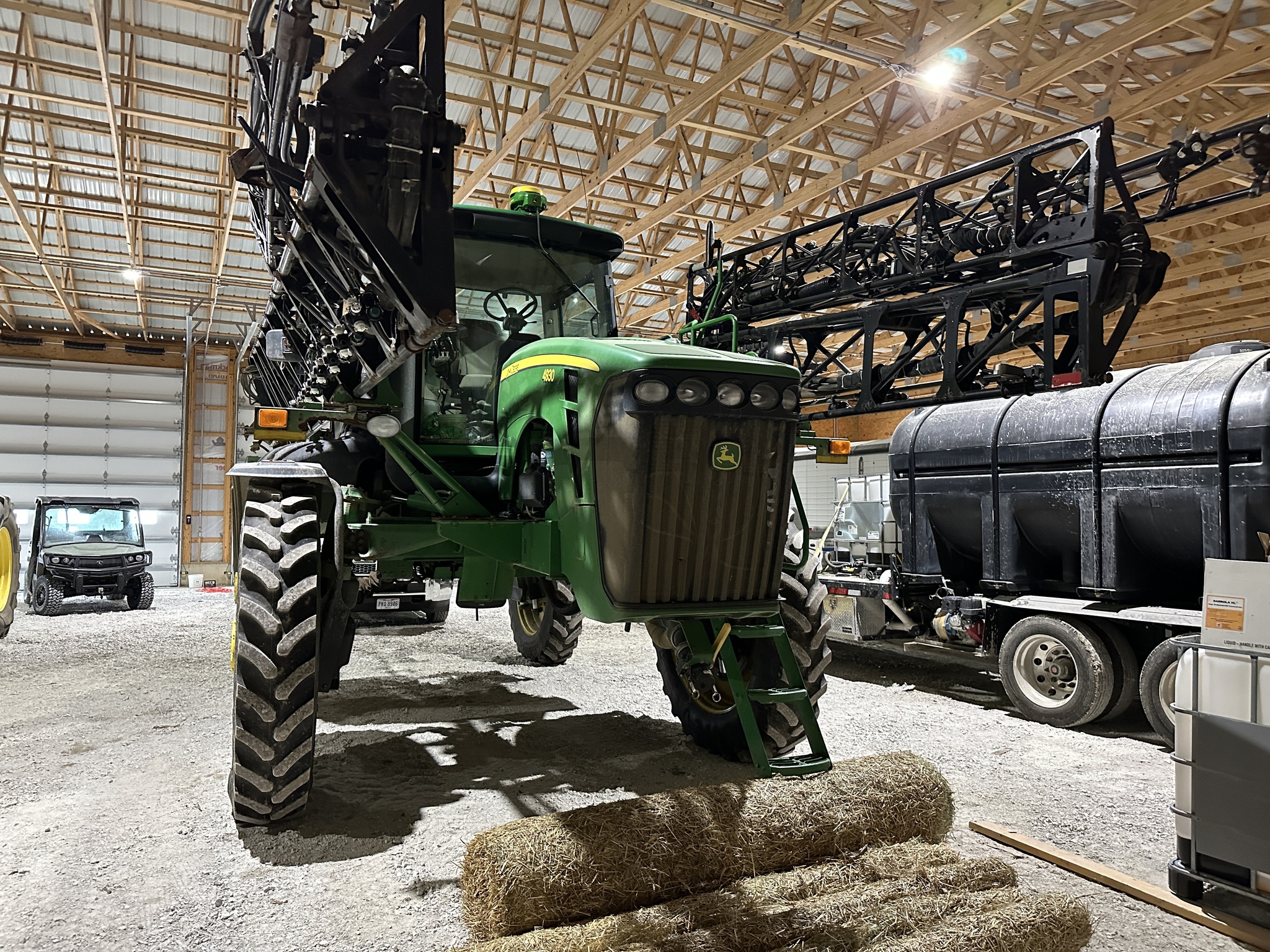 2008 John Deere 4930 Image 1