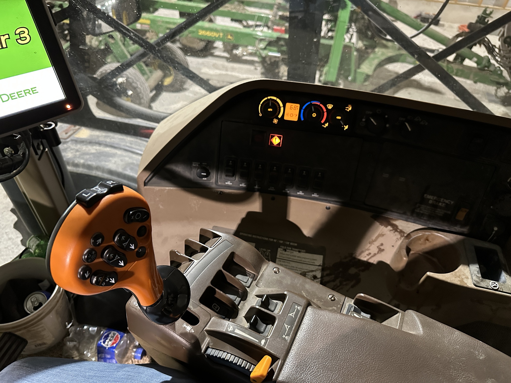 2008 John Deere 4930 Image 18