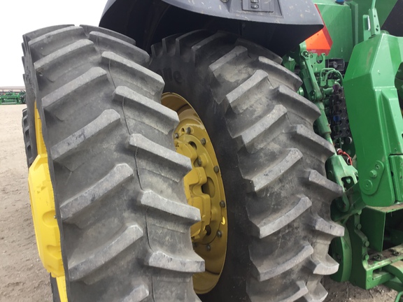 2025 John Deere 8R 370 (2nd thumbnail)