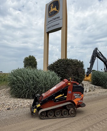 Photo of a 2021 Ditch Witch SK800