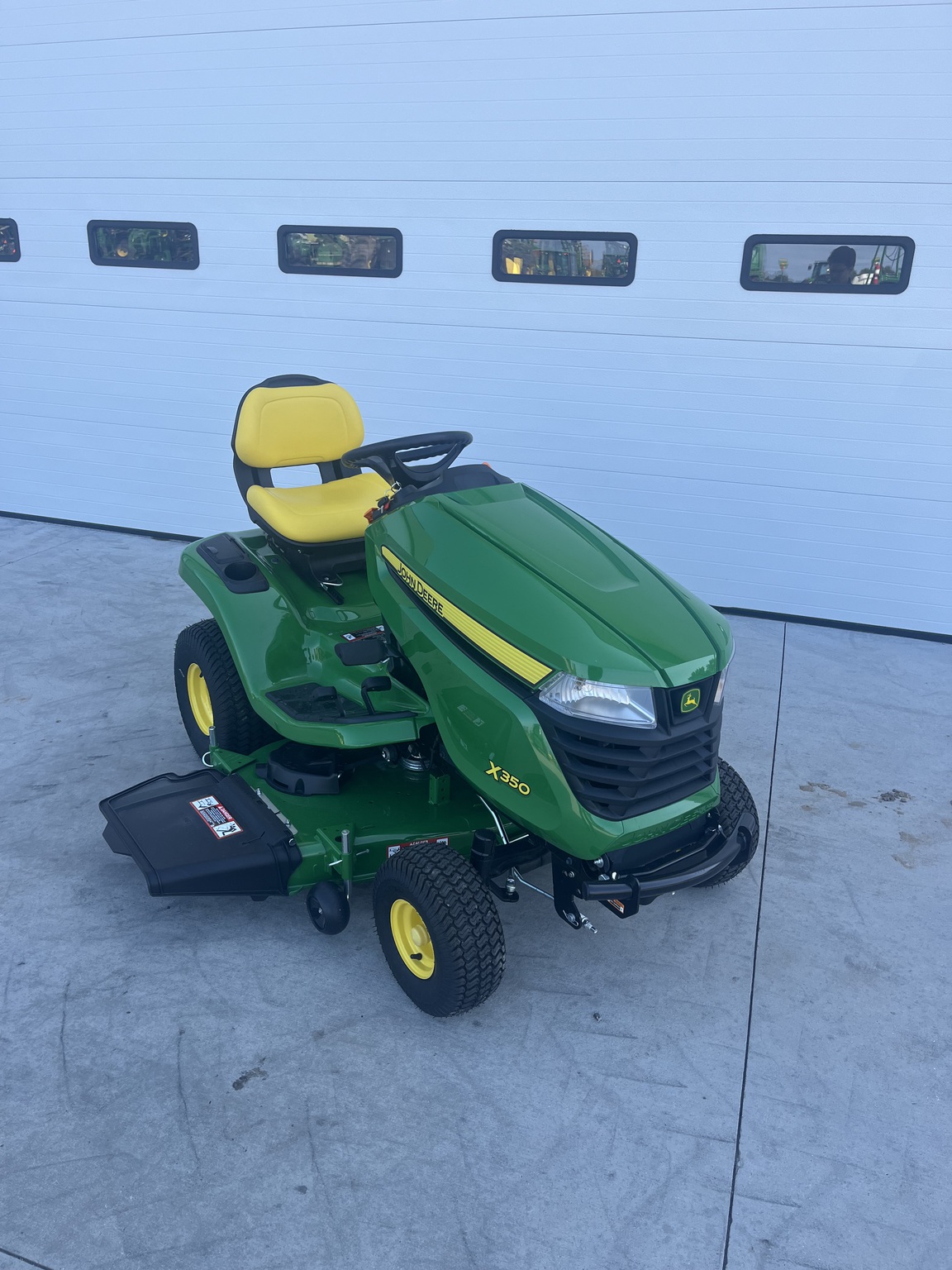 2024 John Deere X350 Image 1