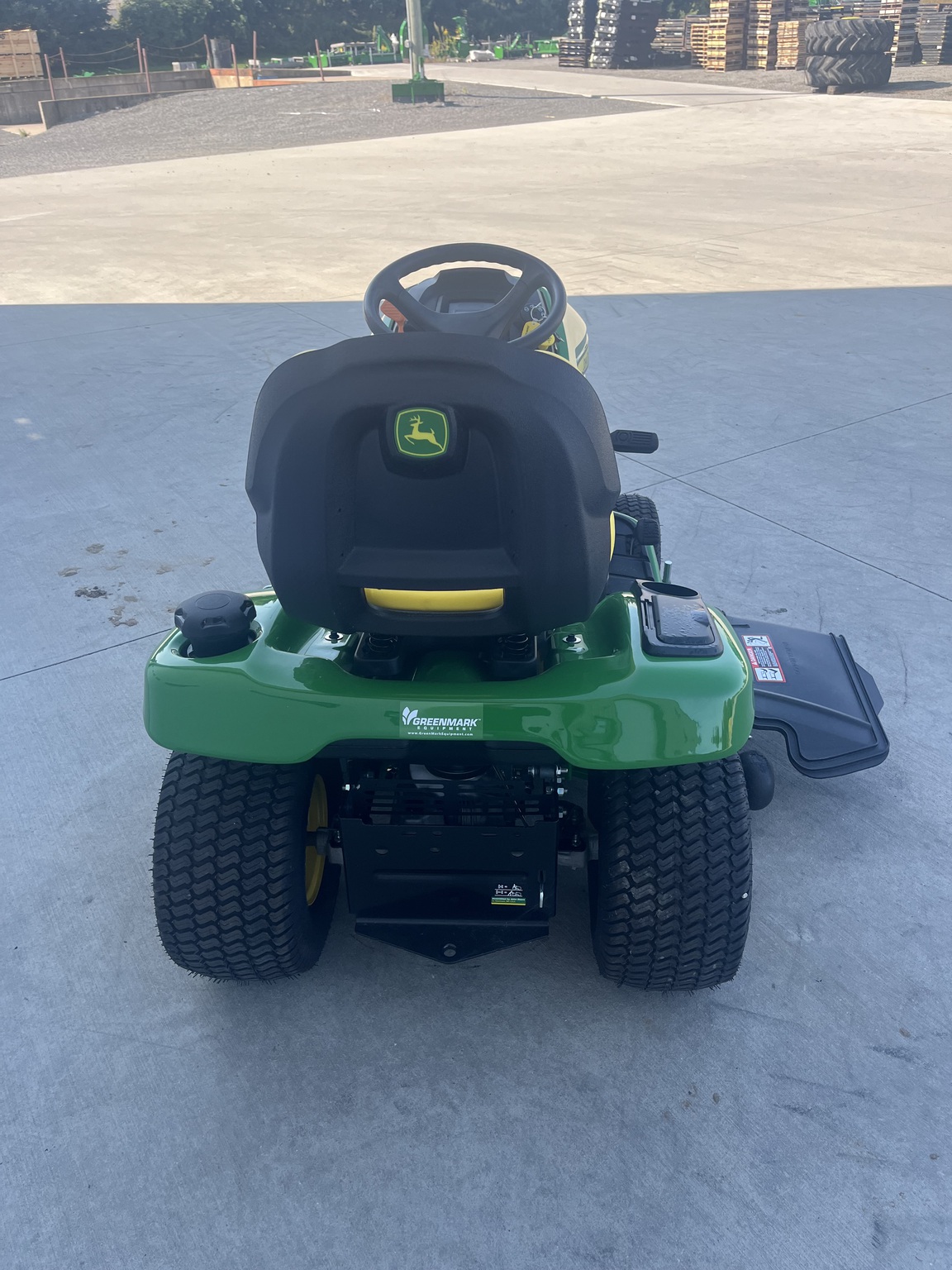 2024 John Deere X350 Image 6