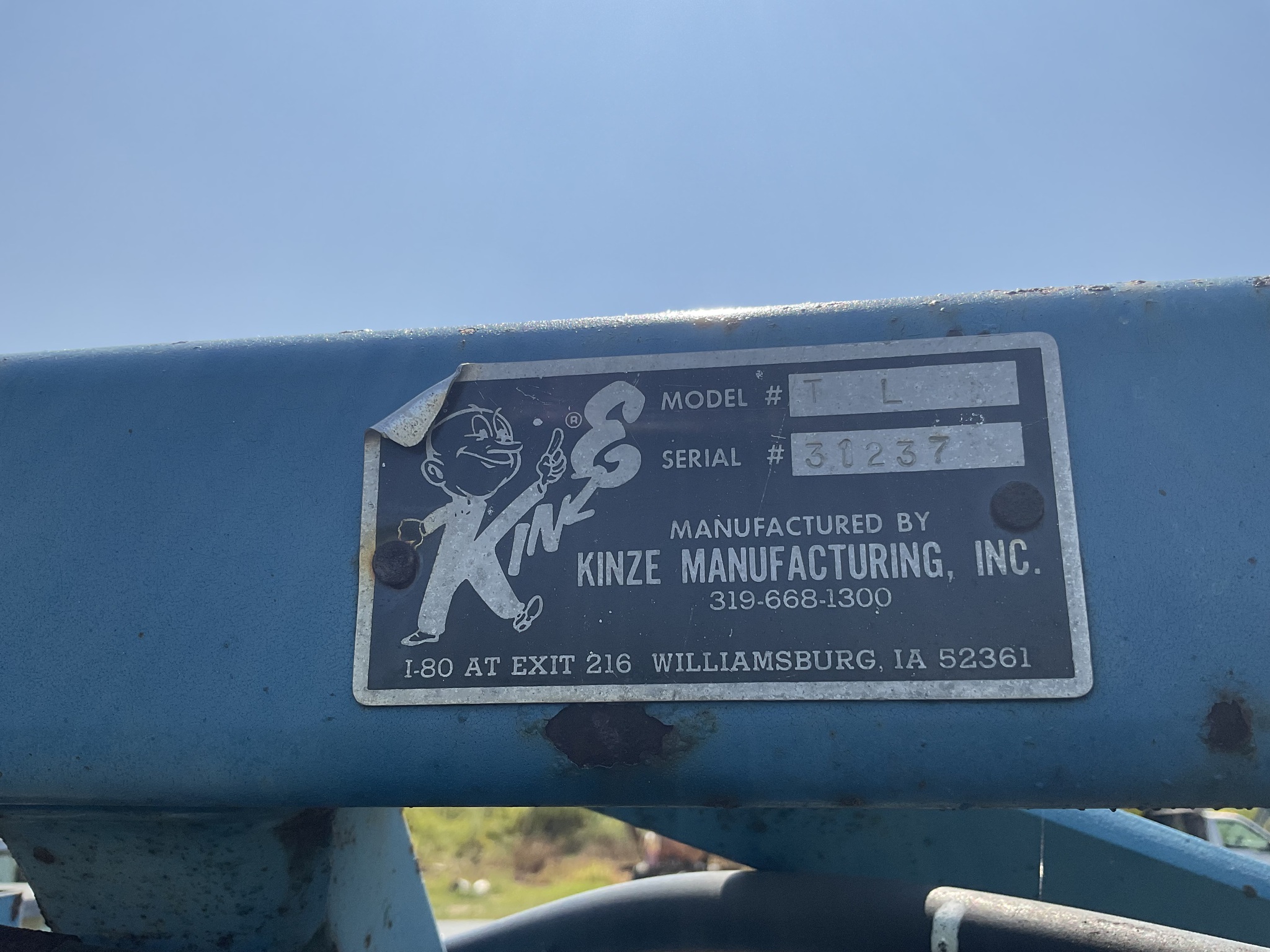 Kinze Twin Line Image 4