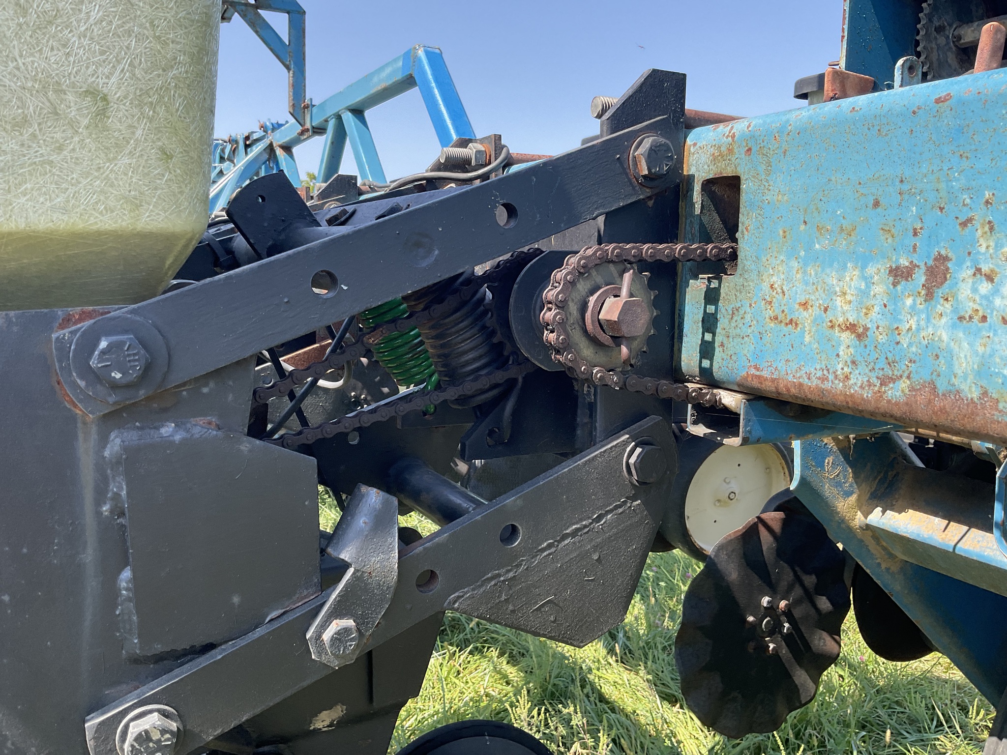 Kinze Twin Line Image 2
