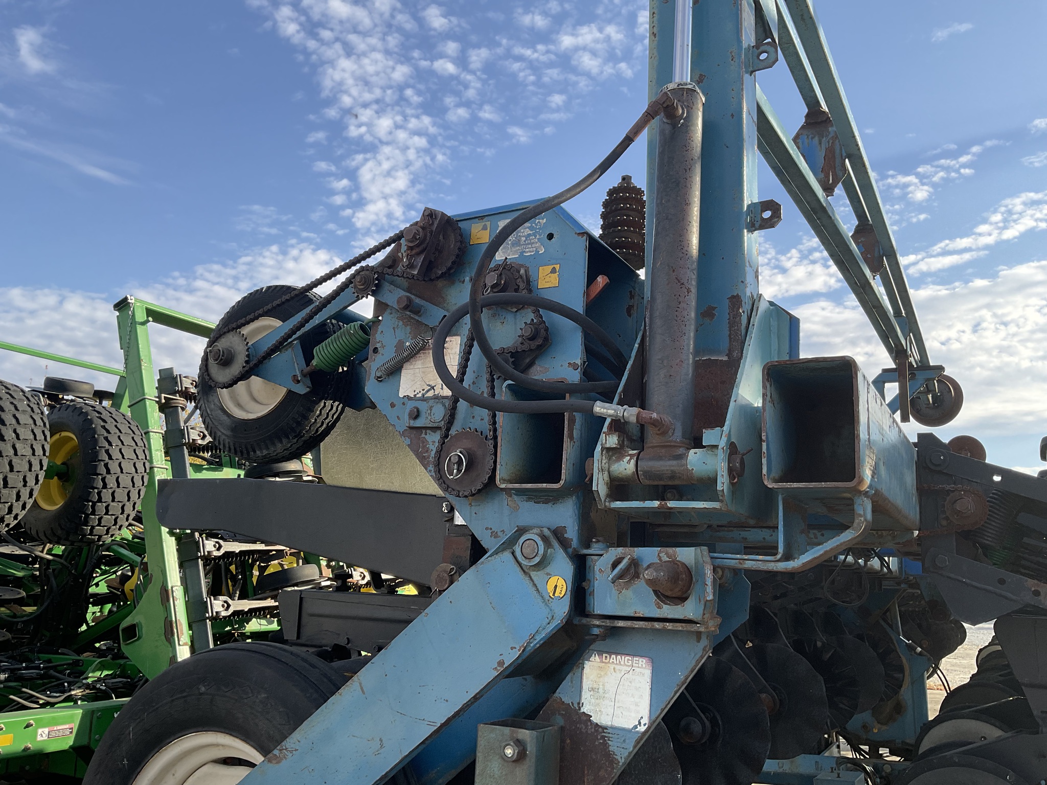 Kinze Twin Line Image 5