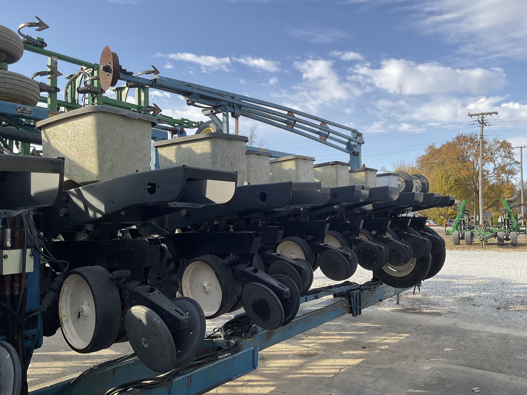 Kinze Twin Line Image 9