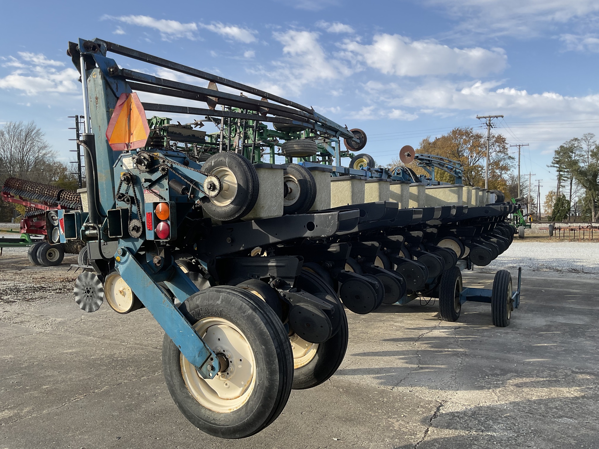 Kinze Twin Line Image 2