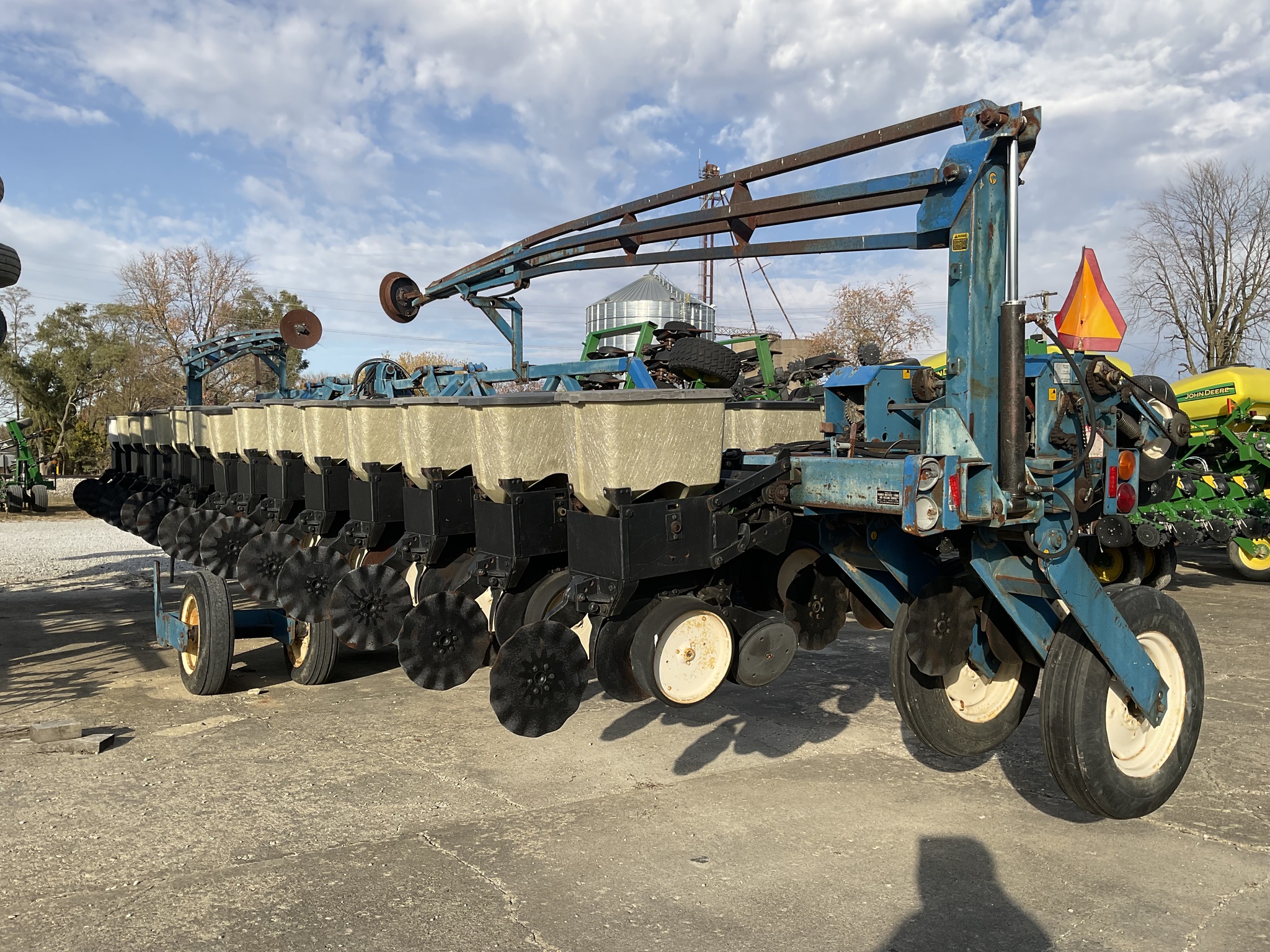 Kinze Twin Line Image 4